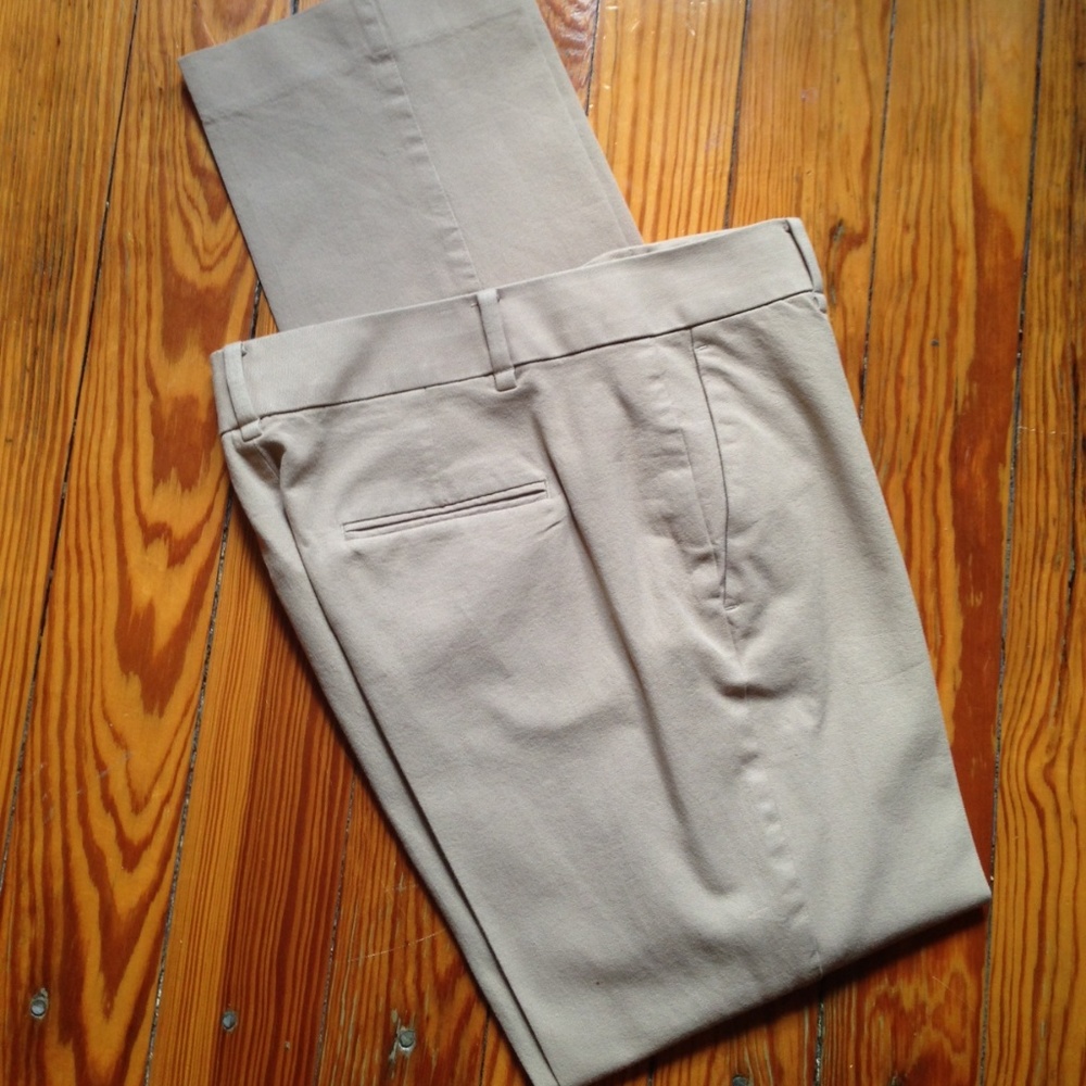 NWT Ann Taylor Straight Leg Beige Pants, Sz 4